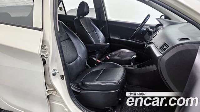 Kia All New Morning Luxury, 2012 10