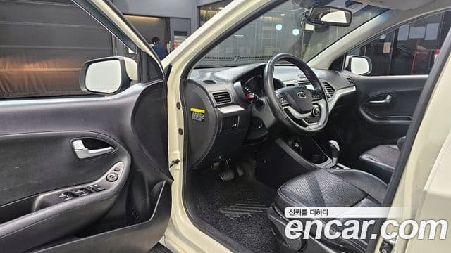 Kia All New Morning Luxury, 2012 11