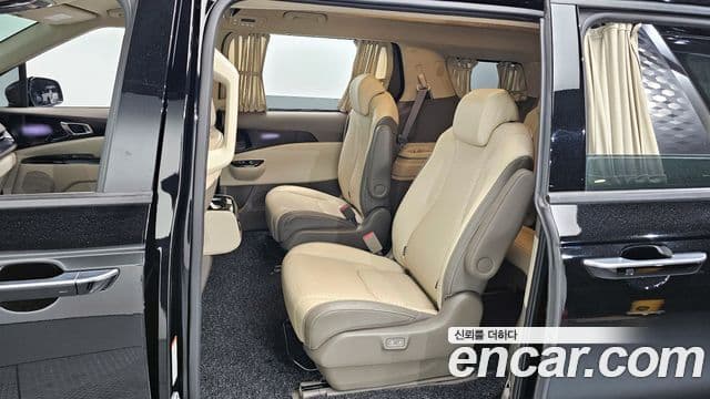 Kia Carnival 4세대 Signature, 2023 11