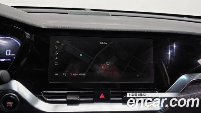 Kia Niro Plus Air (таксомоторный тип), 2023 14