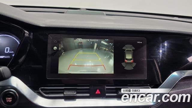 Kia Niro Plus Air (таксомоторный тип), 2023 15