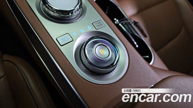 Genesis GV70, 2022 9