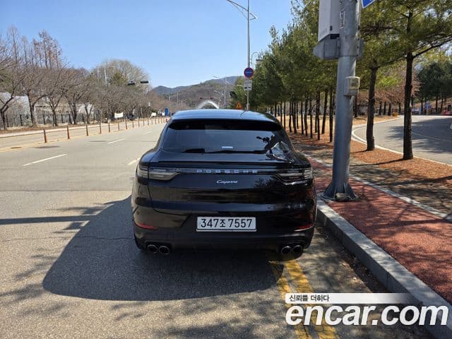 Porsche Cayenne (PO536) 3.0 купе, 2020 4