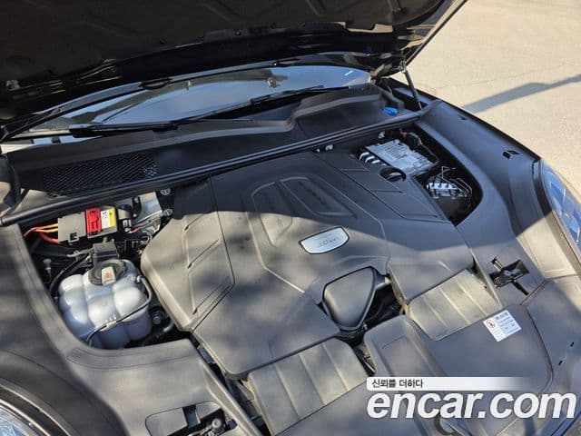 Porsche Cayenne (PO536) 3.0 купе, 2020 6