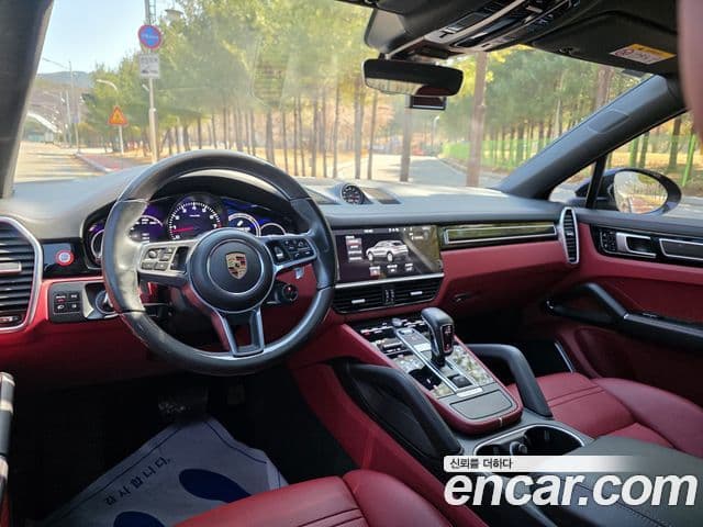 Porsche Cayenne (PO536) 3.0 купе, 2020 7