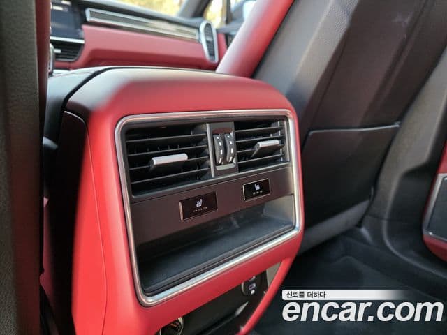 Porsche Cayenne (PO536) 3.0 купе, 2020 16