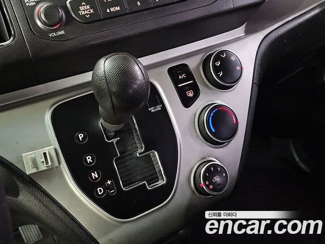 Kia Ray фургон /, 2016 9