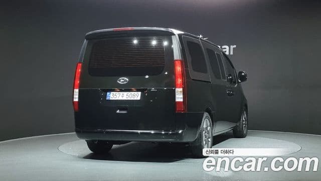 Hyundai Staria Modern, 2022 4