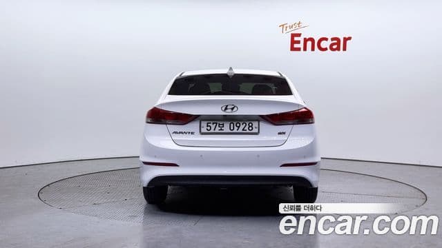 Hyundai Avante AD 1.6 GDI Smart, 2016 4