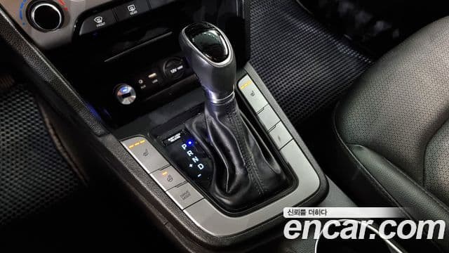 Hyundai Avante AD 1.6 GDI Smart, 2016 9