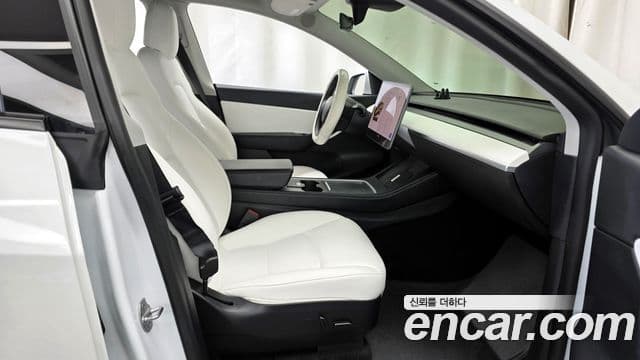 Tesla модель Y Long Range AWD, 2022 11