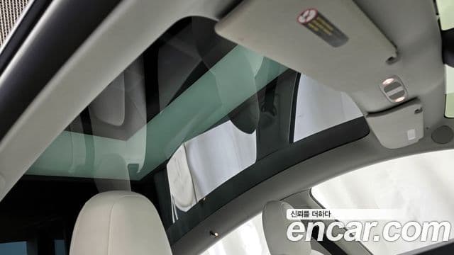 Tesla модель Y Long Range AWD, 2022 17