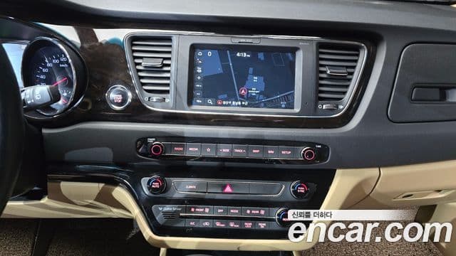 Kia The / новый New Carnival Noblesse, 2019 14