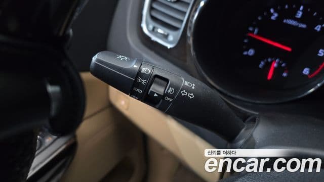 Kia The / новый New Carnival Noblesse, 2019 16