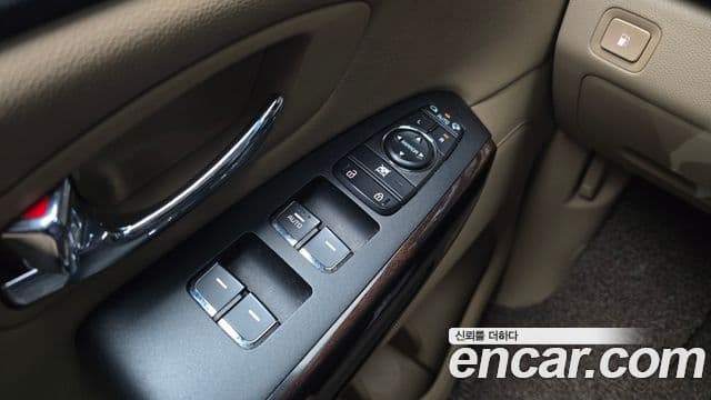 Kia The / новый New Carnival Noblesse, 2019 17