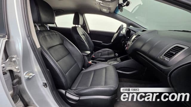 Kia K3 Luxury, 2015 10