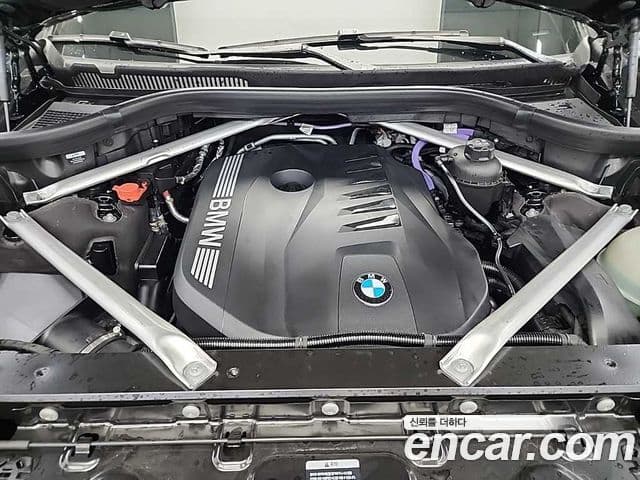 BMW X7 (G07) xDrive 40i M Sport 6인승, 2025 15