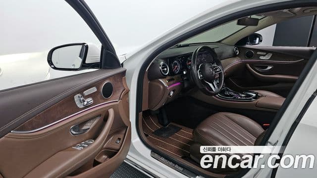 Mercedes-Benz E-класс W213 Exclusive, 2019 11