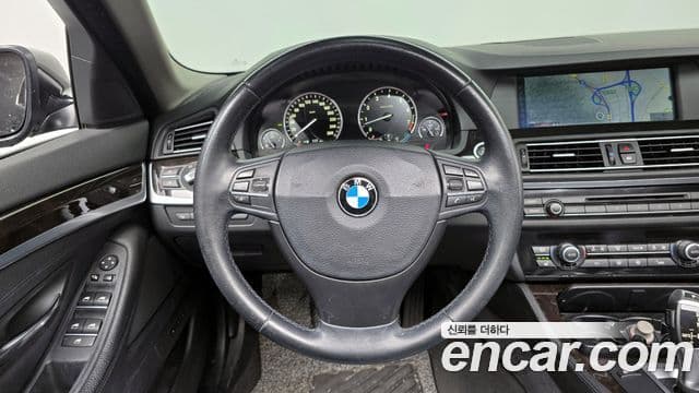 BMW 5시리즈 (F10), 2011 14