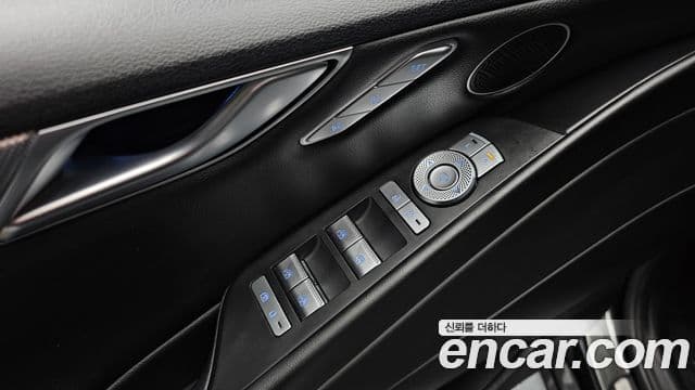 Genesis G80 (RG3) бензин 2.5 турбо 2WD, 2023 16