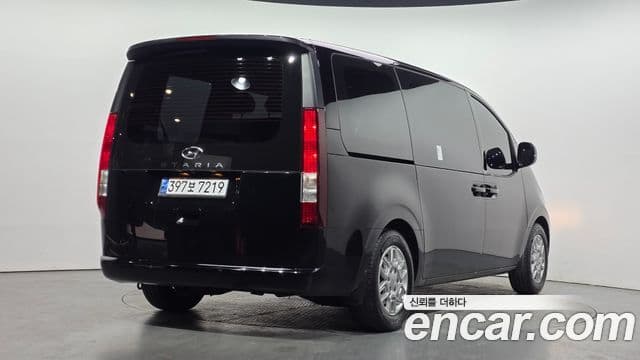 Hyundai Staria Modern, 2023 2