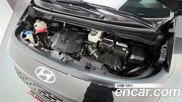 Hyundai Staria Modern, 2023 6