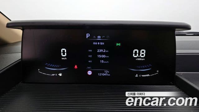 Hyundai Staria Modern, 2023 8