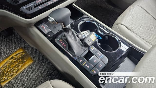 Kia The / новый New Carnival Special, 2020 9