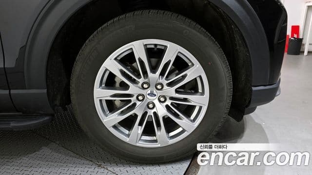 Ford Explorer 6세대 2.3 Platinum 4WD, 2025 все фото