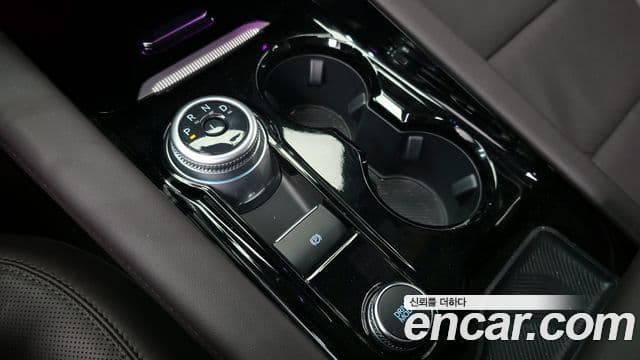 Ford Explorer 6세대 2.3 Platinum 4WD, 2025 9