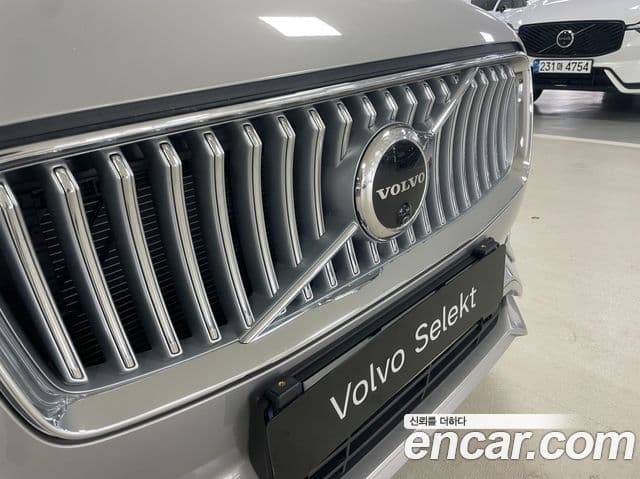 Volvo XC90 2세대 B6 Ultra Bright, 2025 12