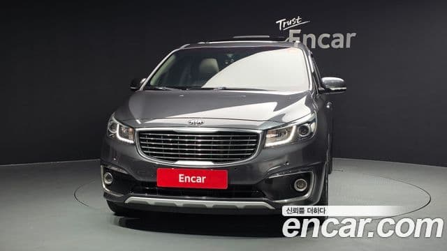 Kia All New Carnival Prestige, 2015 3