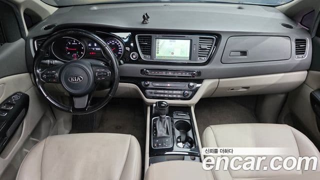 Kia All New Carnival Prestige, 2015 7