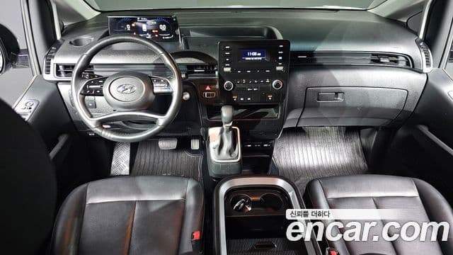 Hyundai Staria Modern, 2024 7