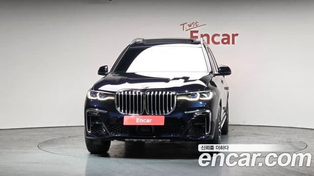 BMW X7 (G07) xDrive 40i M Sport 6인승, 2022 3