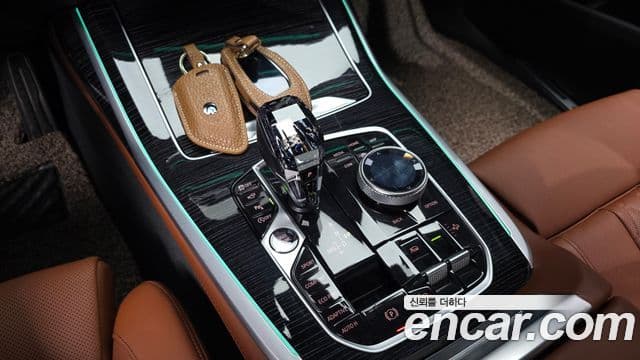 BMW X7 (G07) xDrive 40i M Sport 6인승, 2022 9