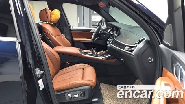 BMW X7 (G07) xDrive 40i M Sport 6인승, 2022 10