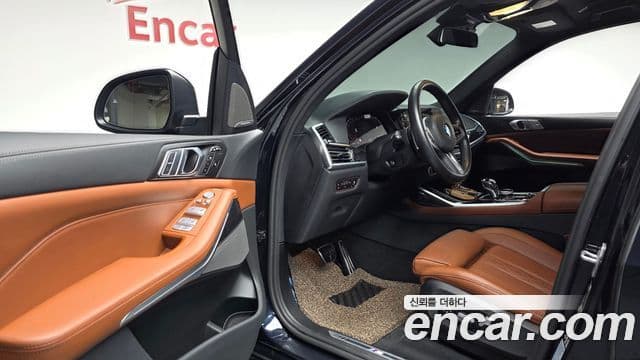 BMW X7 (G07) xDrive 40i M Sport 6인승, 2022 11