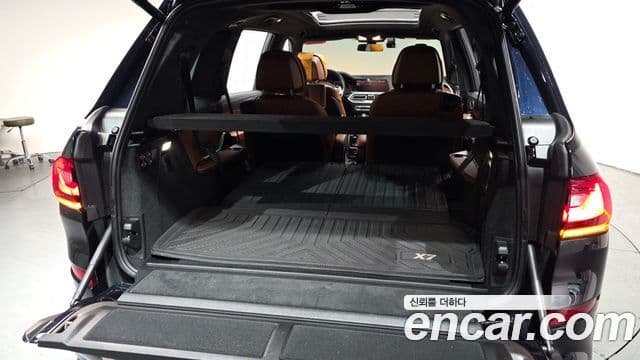 BMW X7 (G07) xDrive 40i M Sport 6인승, 2022 20