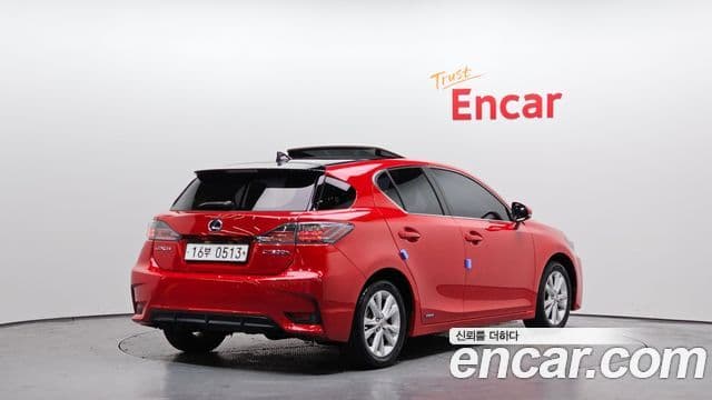 Lexus CT200h ZWA10, 2016 2