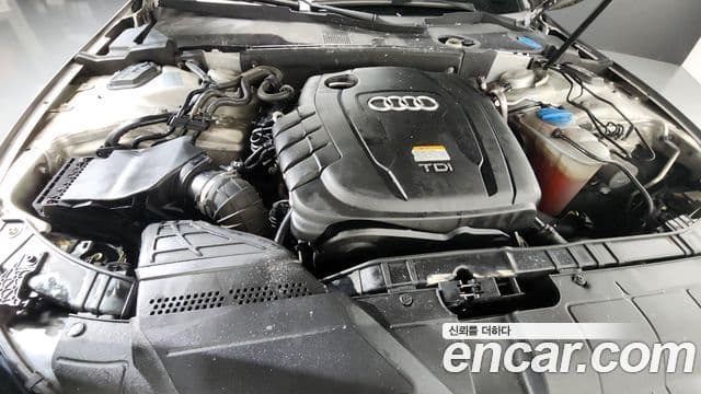 Audi New A4 B8, 2013 6