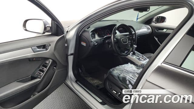 Audi New A4 B8, 2013 10