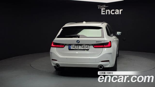 BMW 3시리즈 (G20) 320i Туринг (Touring), 2024 4