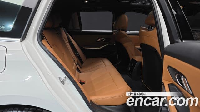 BMW 3시리즈 (G20) 320i Туринг (Touring), 2024 13