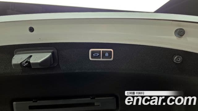 Genesis G80 (RG3) бензин 2.5 турбо AWD, 2022 20