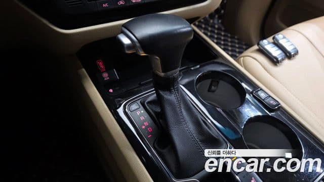 Kia The / новый New Carnival Noblesse Special, 2019 9