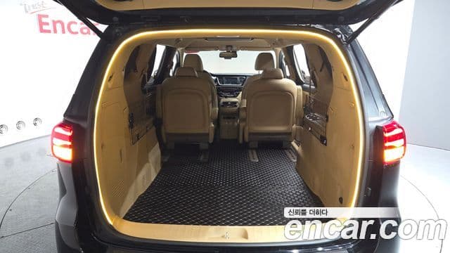 Kia The / новый New Carnival Noblesse Special, 2019 18