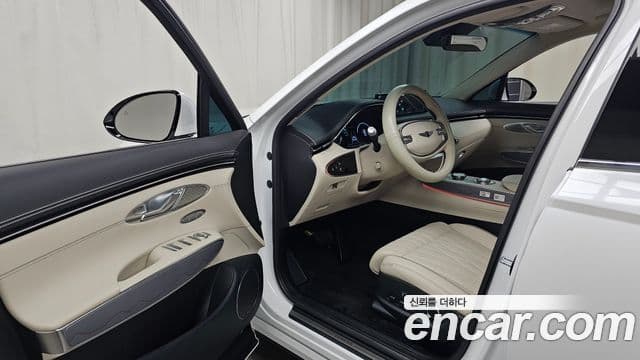 Genesis GV70, 2024 10
