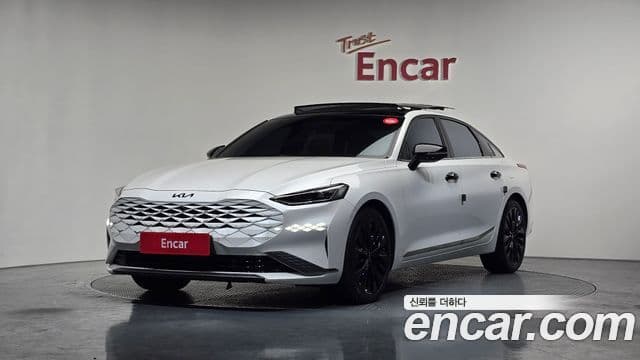 Kia K8 Signature, 2022 1