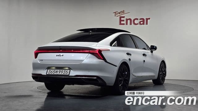 Kia K8 Signature, 2022 2